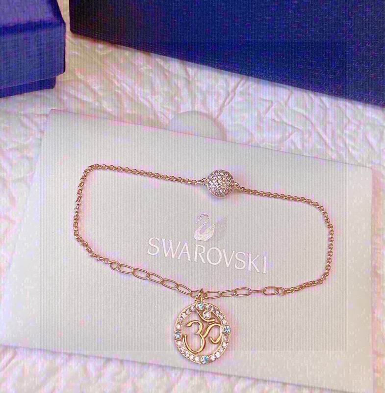 Swarovski Bracelet 04yxh62